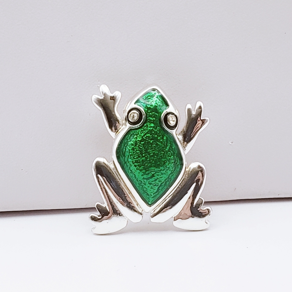 Cute Frog Toad Green Enamel Silver Tone